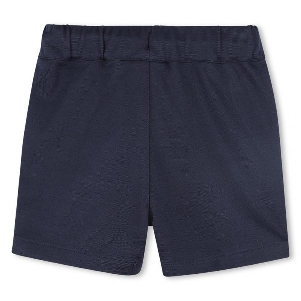 Short boss