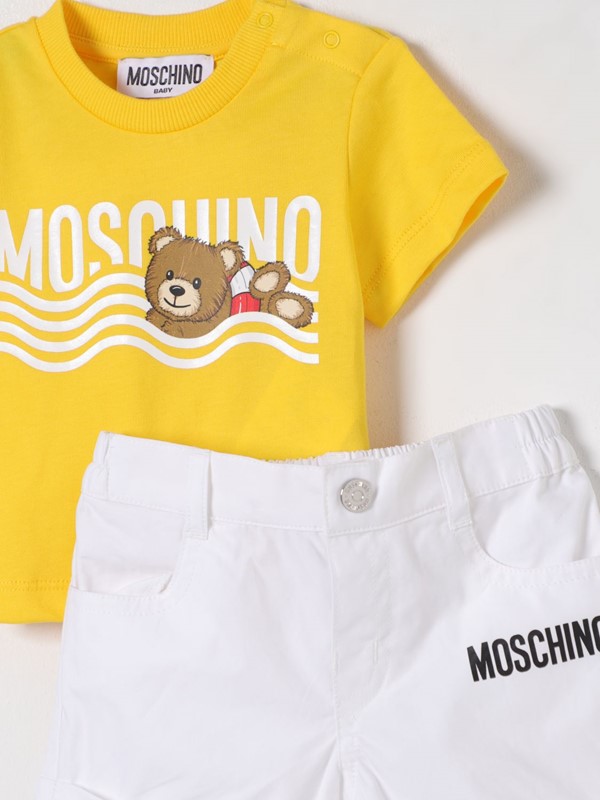 Completo moschino