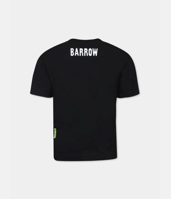 T-shirt barrow