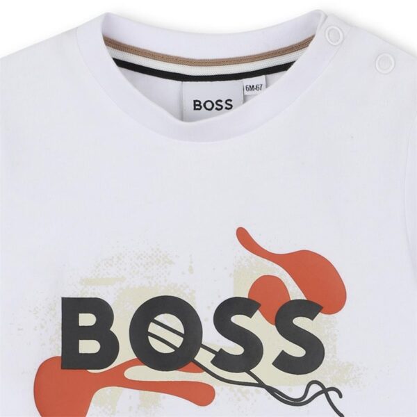 T-shirt boss