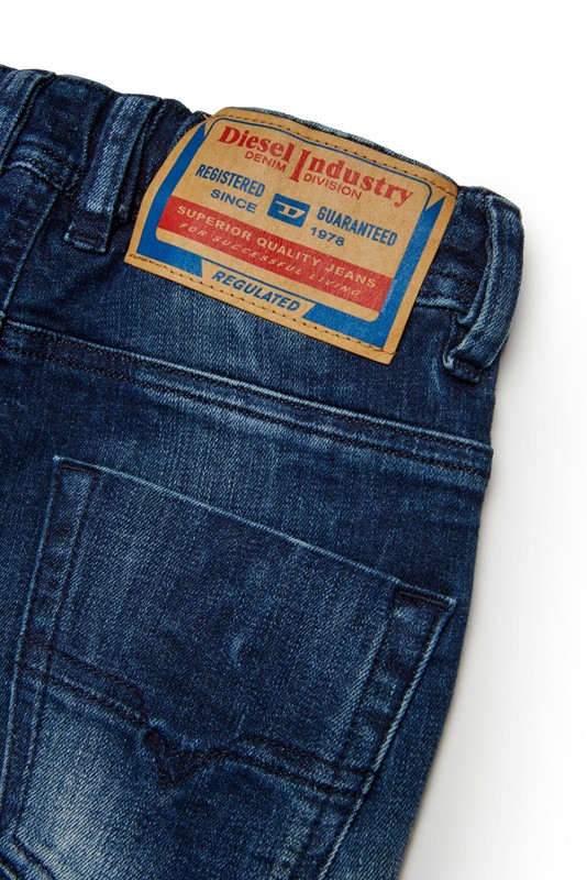 BA0CE07515370B571B8BD723B89E757C_ Jeans diesel