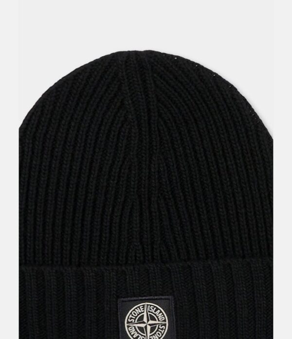 Cappello stone island