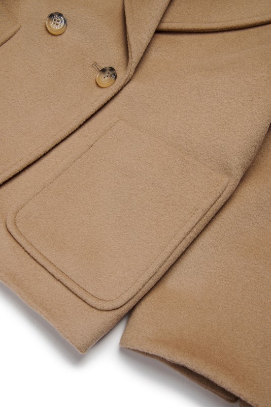 EB57F1B581FC34E9E8416857409D323A_ Cappotto max&co