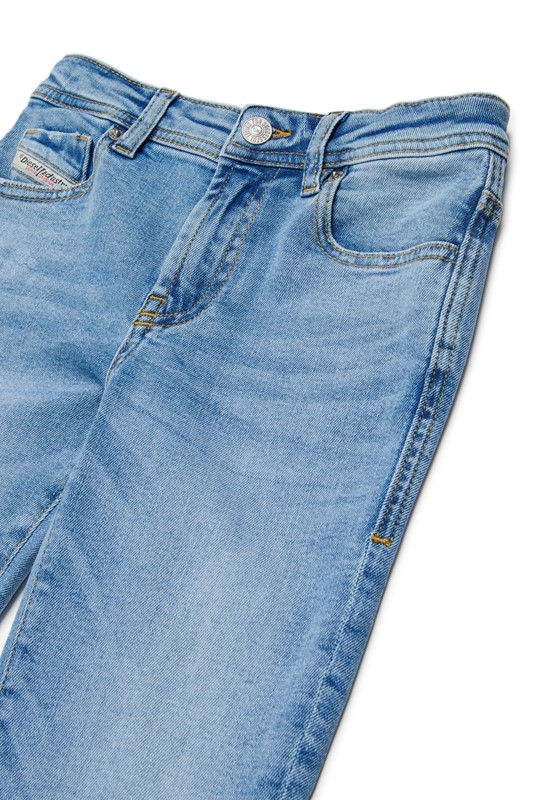 D192A4B2655F04A06E792993292D2A33_ Jeans diesel