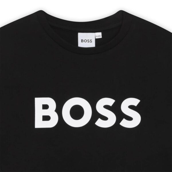 T-shirt boss