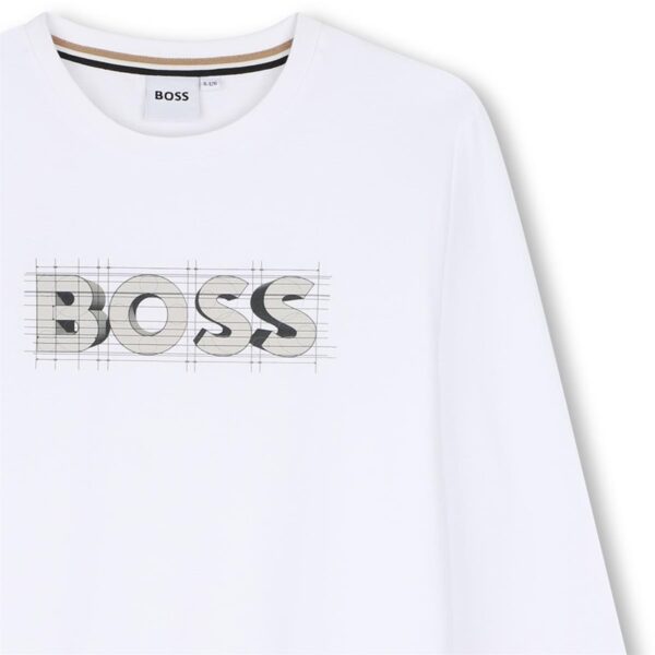 T-shirt boss