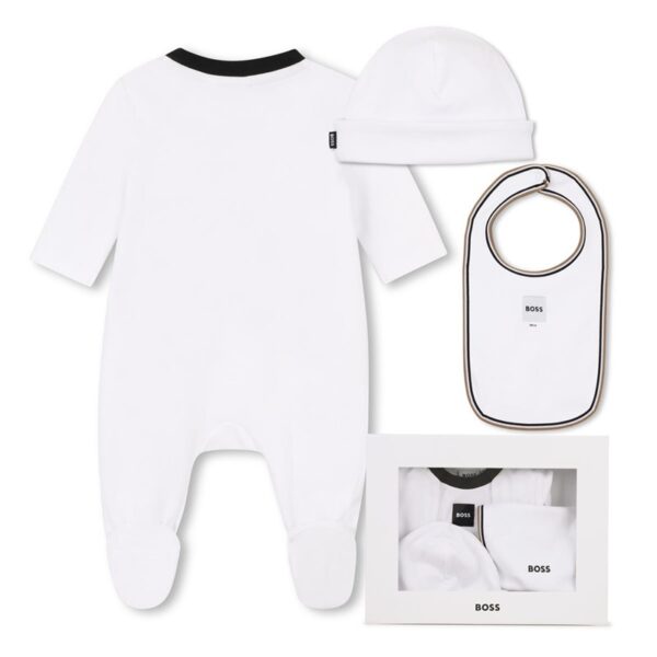 FDF35E5A5F684FBEE50D95E3D911BDD2_ Tutina+bavetta+cappello boss