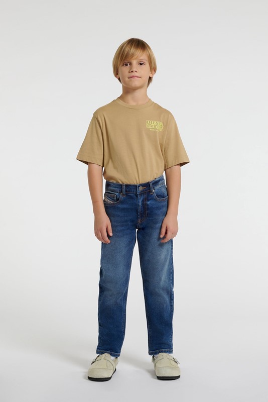 51485D10DE24ADA8B77905B53AC4FA48_ Jeans diesel