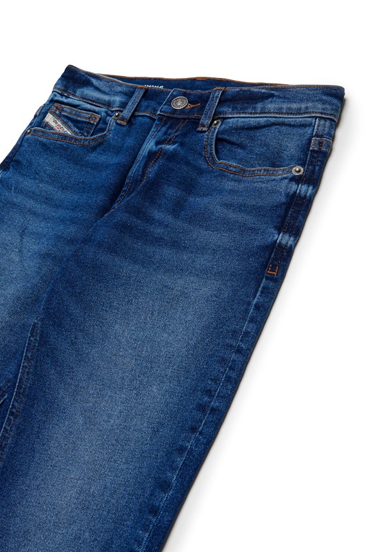 9BFD1937066CD55B1B5F0810303B8B15_ Jeans diesel