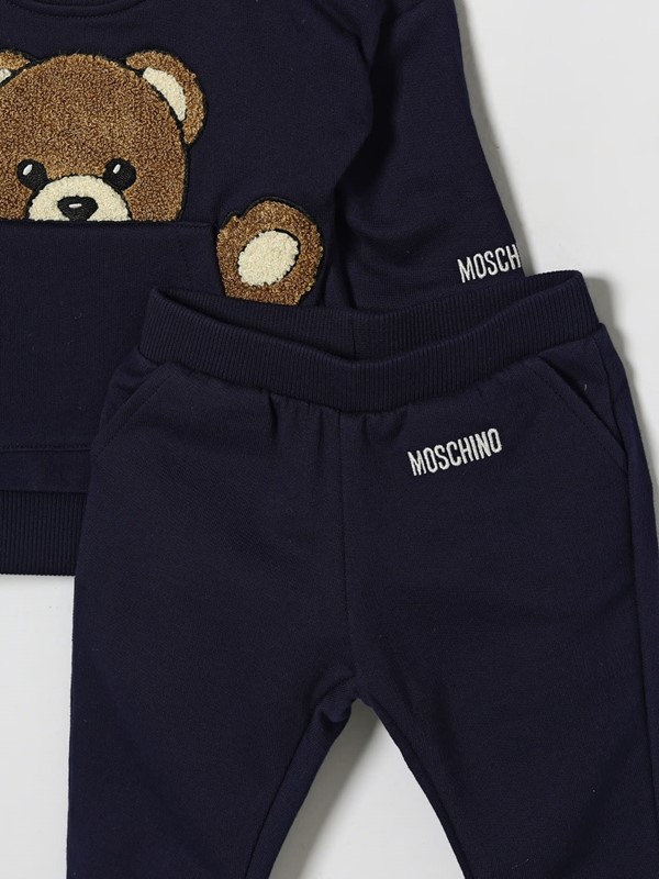 Completo moschino