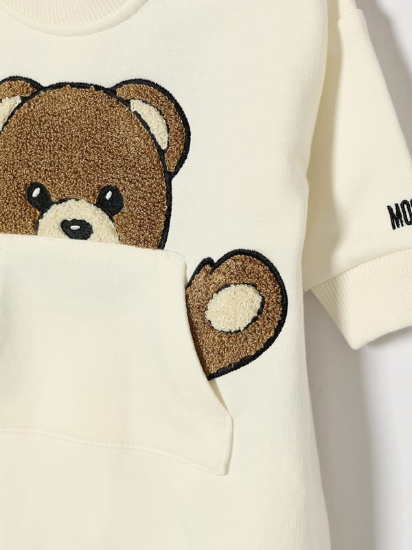 A22D34CD707960090DBB7FD172396AD7_ Tutina moschino